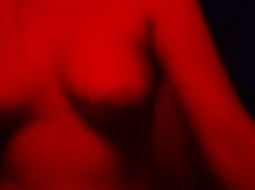mis tetas gif