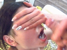 Facial (2222) gif