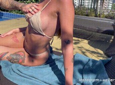 Applying sunscreen gif